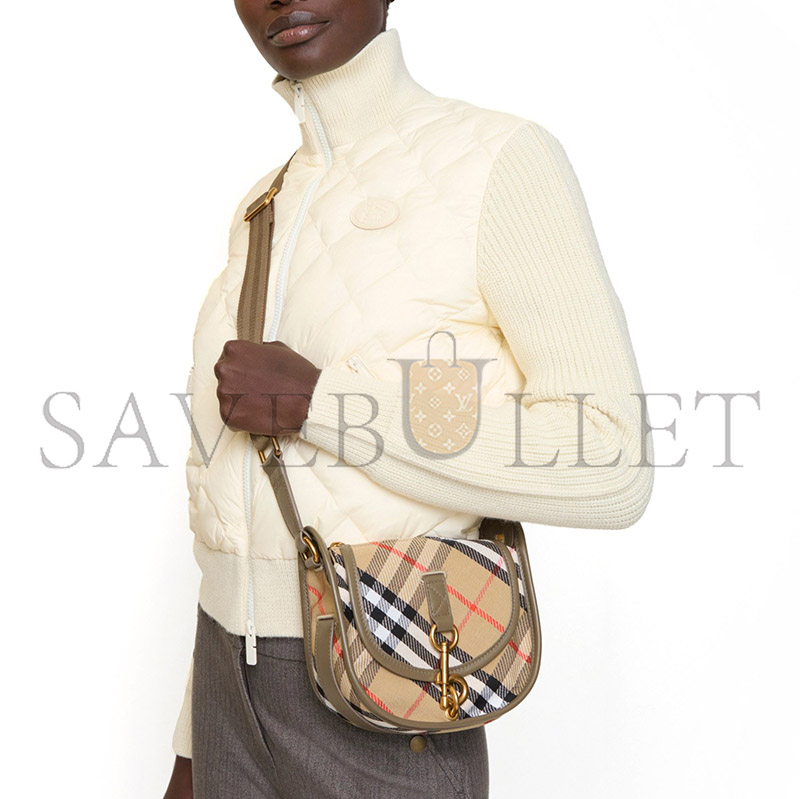 BURBERRY MINI B CLIP MESSENGER BAG 81196571 (19*17.5*9cm) BURBERRY MINI B CLIP MESSENGER BAG 81196571 (19*17.5*9cm)